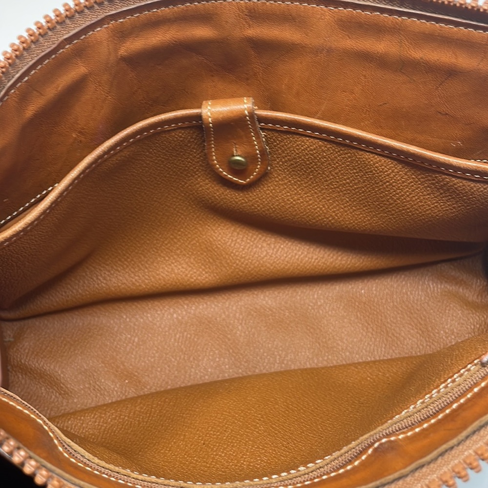 Vintage Dooney & Bourke Leather Crossbody🖤 - Picture 13 of 16